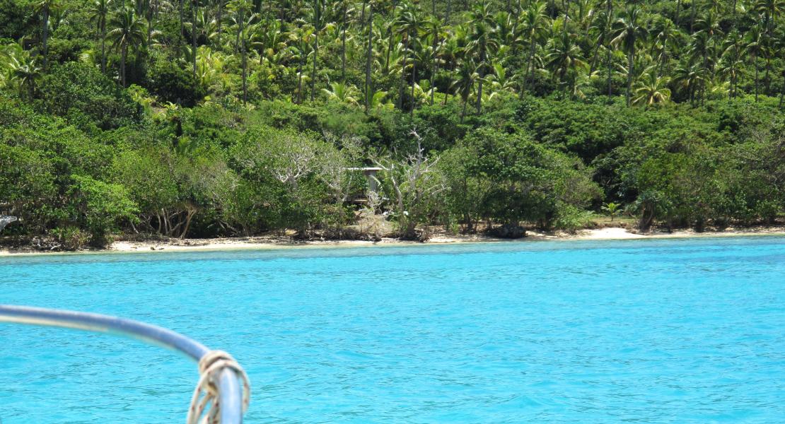 4 acres of beachfront property with two houses, Vavau, Tonga